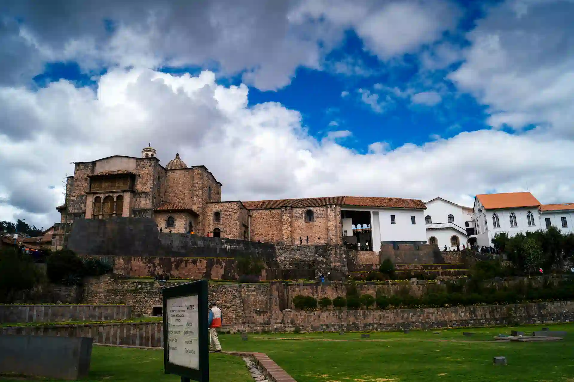 Inca Trail tours in Peru with Ecos Peru Trek