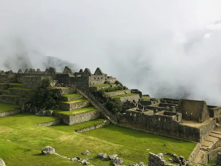 Sacred Valley and Machu Picchu 2 Days Tour Cusco Peru